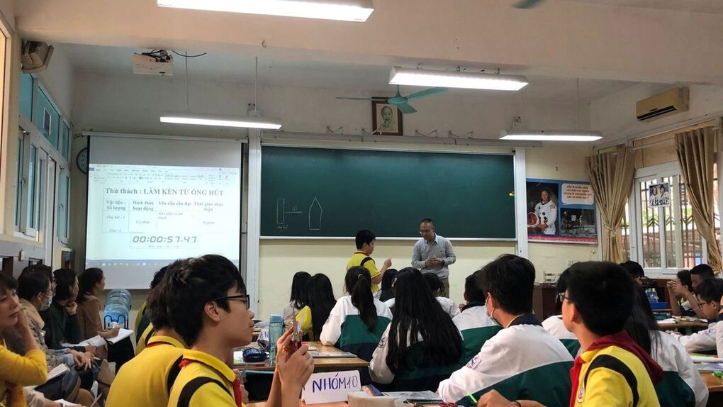 Tiết học trải nghiệm STEM tại trường THCS Giảng Võ