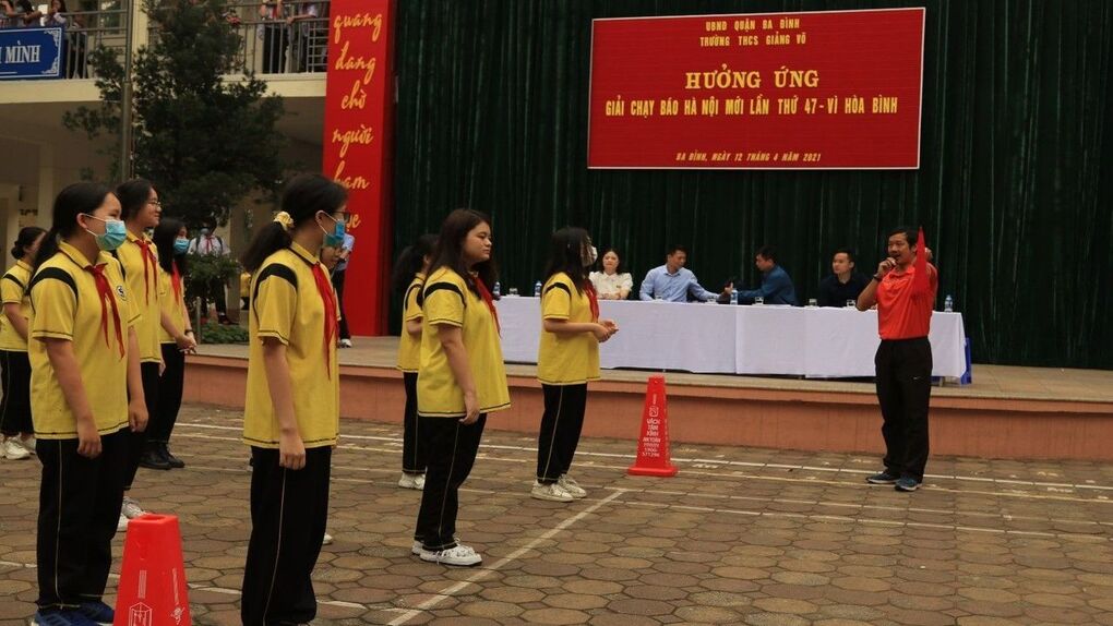 Trong giải chạy báo Hà Nội Mới lần thứ 47 – Vì hòa bình năm 2021  tại trường THCS Giảng Võ, các em học sinh là biểu tượng  của sức trẻ, vươn lên khỏe khoắn của nhà trường