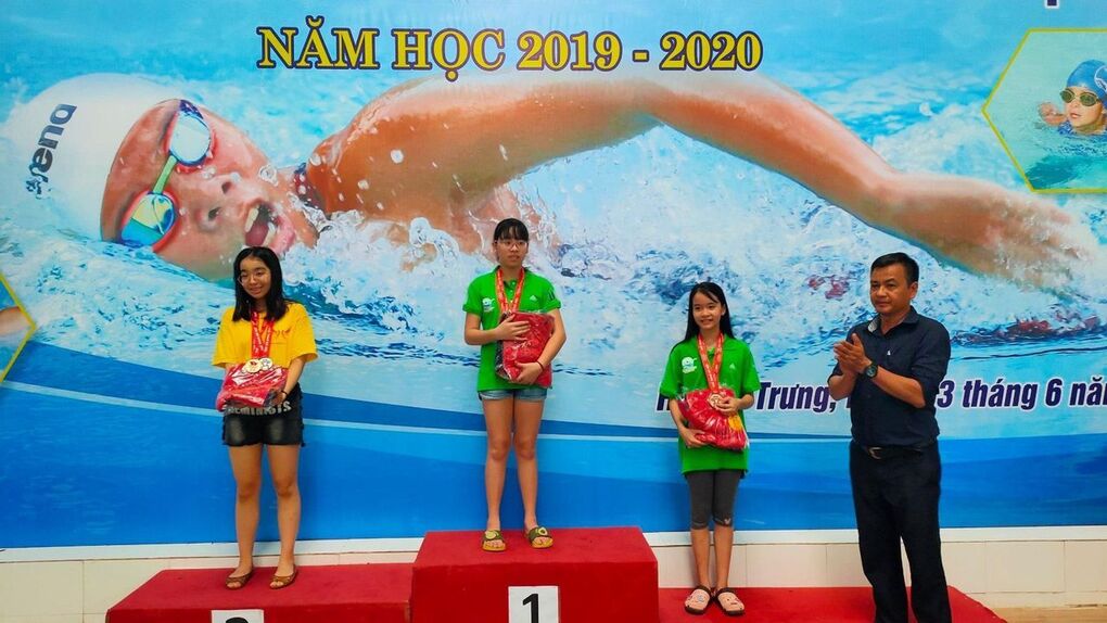 Những vận động viên nhí trên đường đua xanh