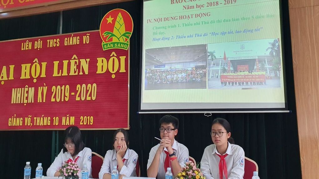 Đại hội liên đội trường THCS Giảng Võ năm học 2019 - 2020