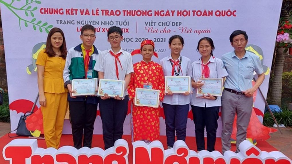 3 giải Trạng nguyên trong Ngày hội “Trạng nguyên nhỏ tuổi toàn quốc dành cho học sinh khối THCS” của trường THCS Giảng Võ