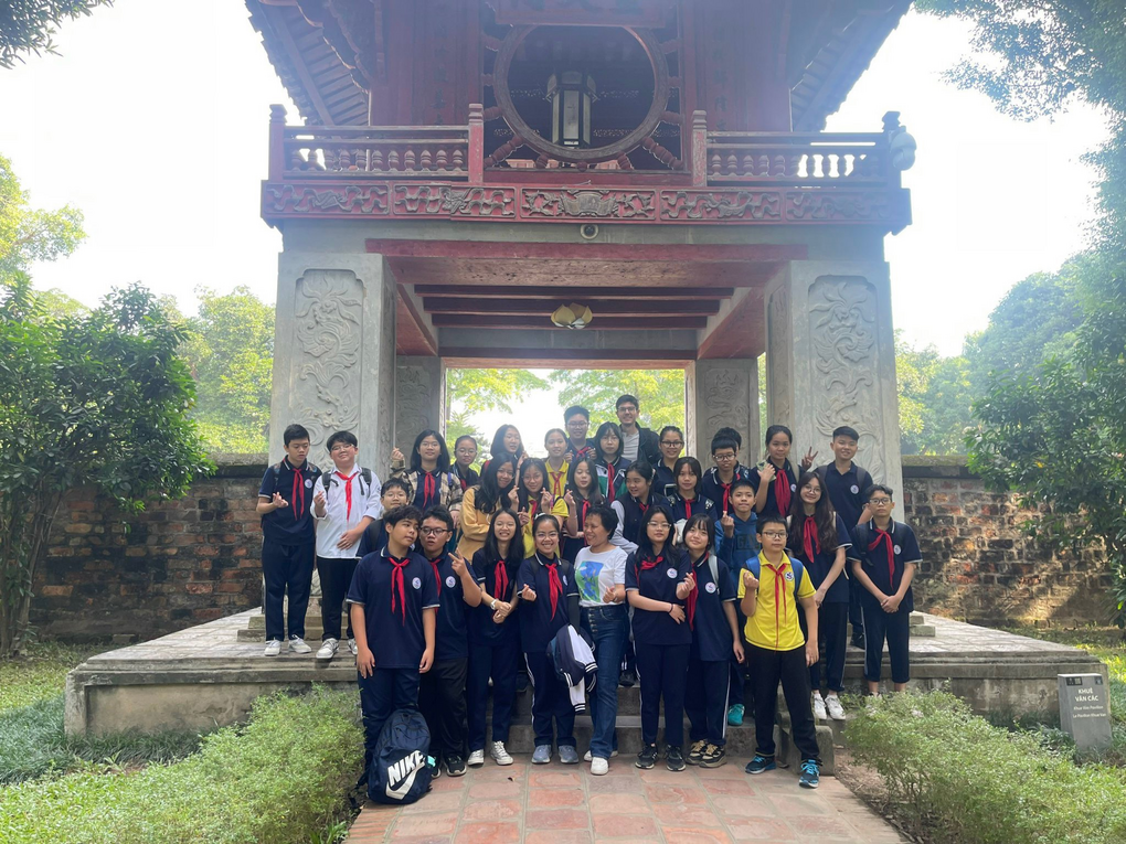 Buổi học trải nghiệm đầy thú vị của học sinh lớp Tiếng Pháp trường THCS Giảng Võ