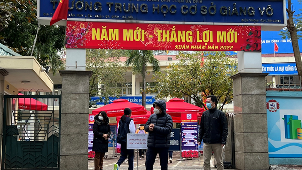 Buổi sáng thứ hai đặc biệt của tuần học 23 tại trường THCS Giảng Võ