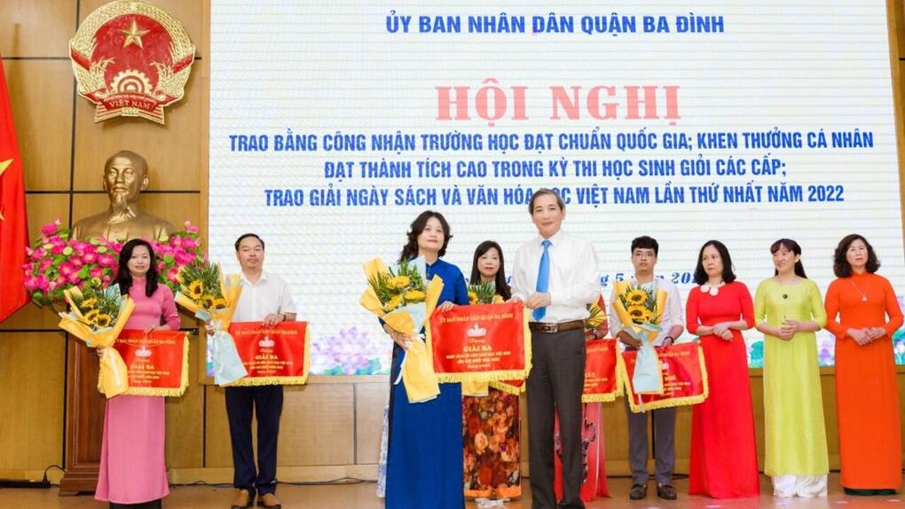 Trường THCS Giảng Võ với thành tích xuất sắc trong kỳ thi Học sinh giỏi các cấp và giải Ba “Ngày sách và văn hóa đọc Việt Nam”