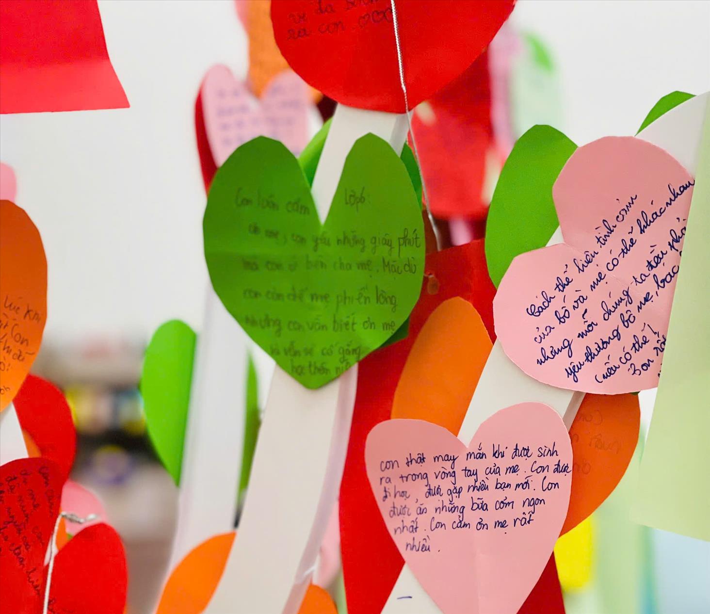 Học sinh trường THCS Giảng Võ: Trưởng thành an toàn cùng lòng biết ơn