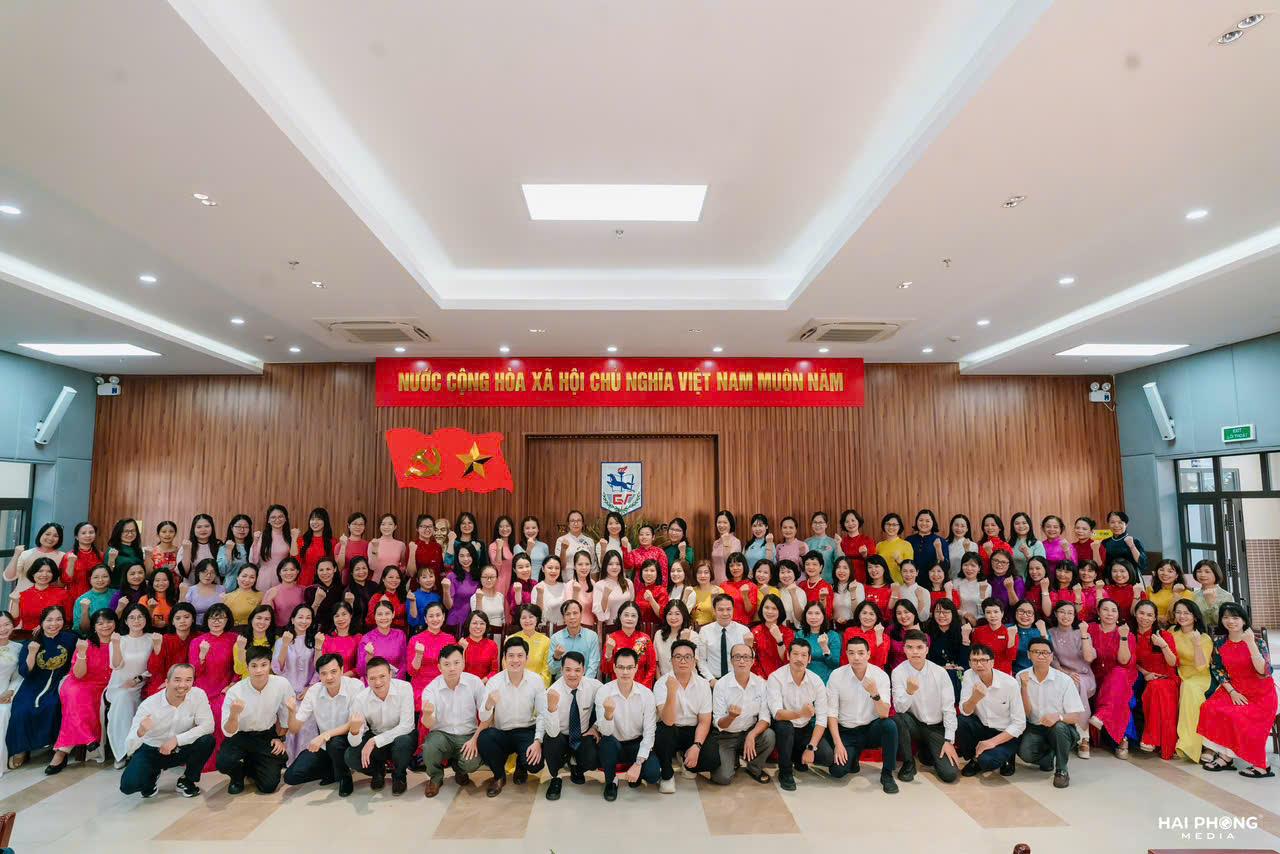 Hội nghị thể hiện bản lĩnh, tiềm lực, sẵn sàng bứt phá và vững vàng giữa kỉ nguyên số của trường THCS Giảng Võ