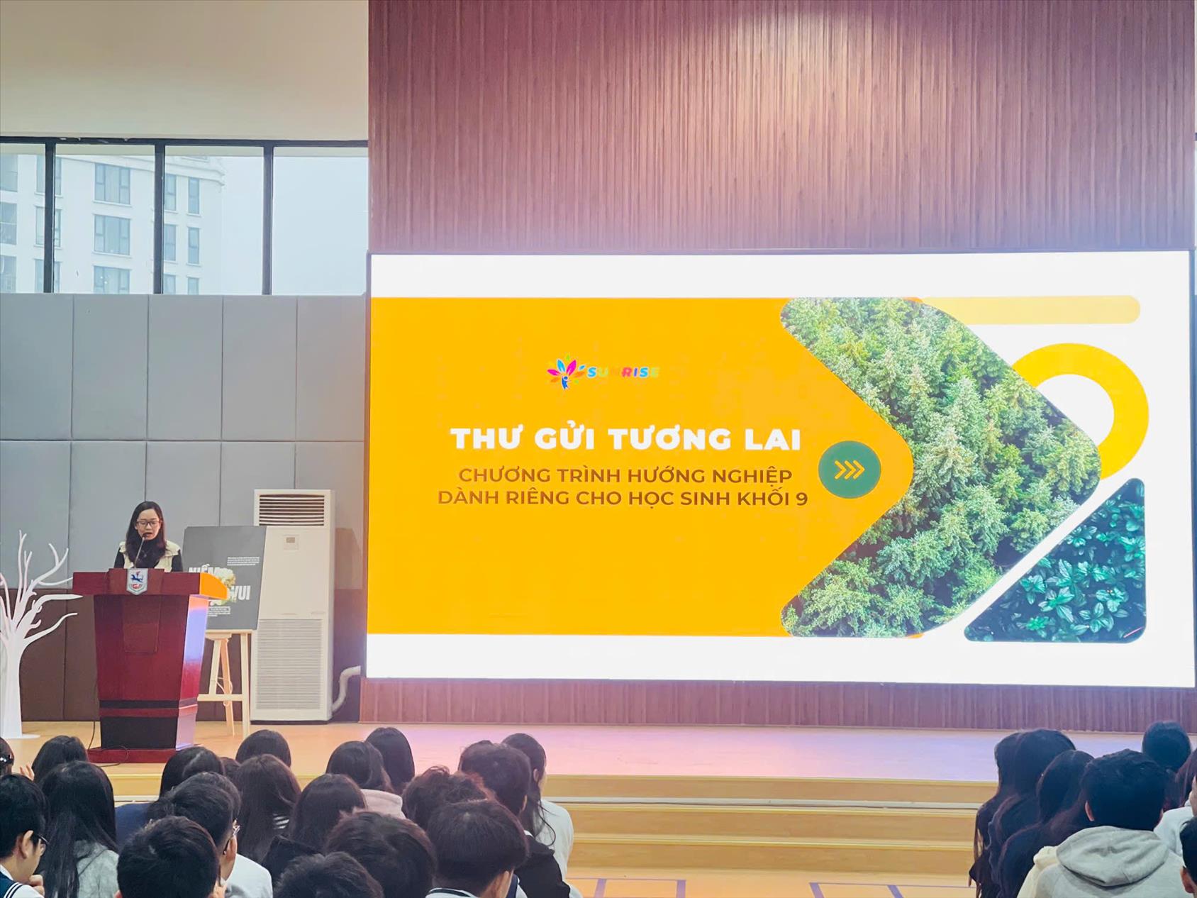 Học sinh trường THCS Giảng Võ đến tương lai bằng những giá trị vững bền