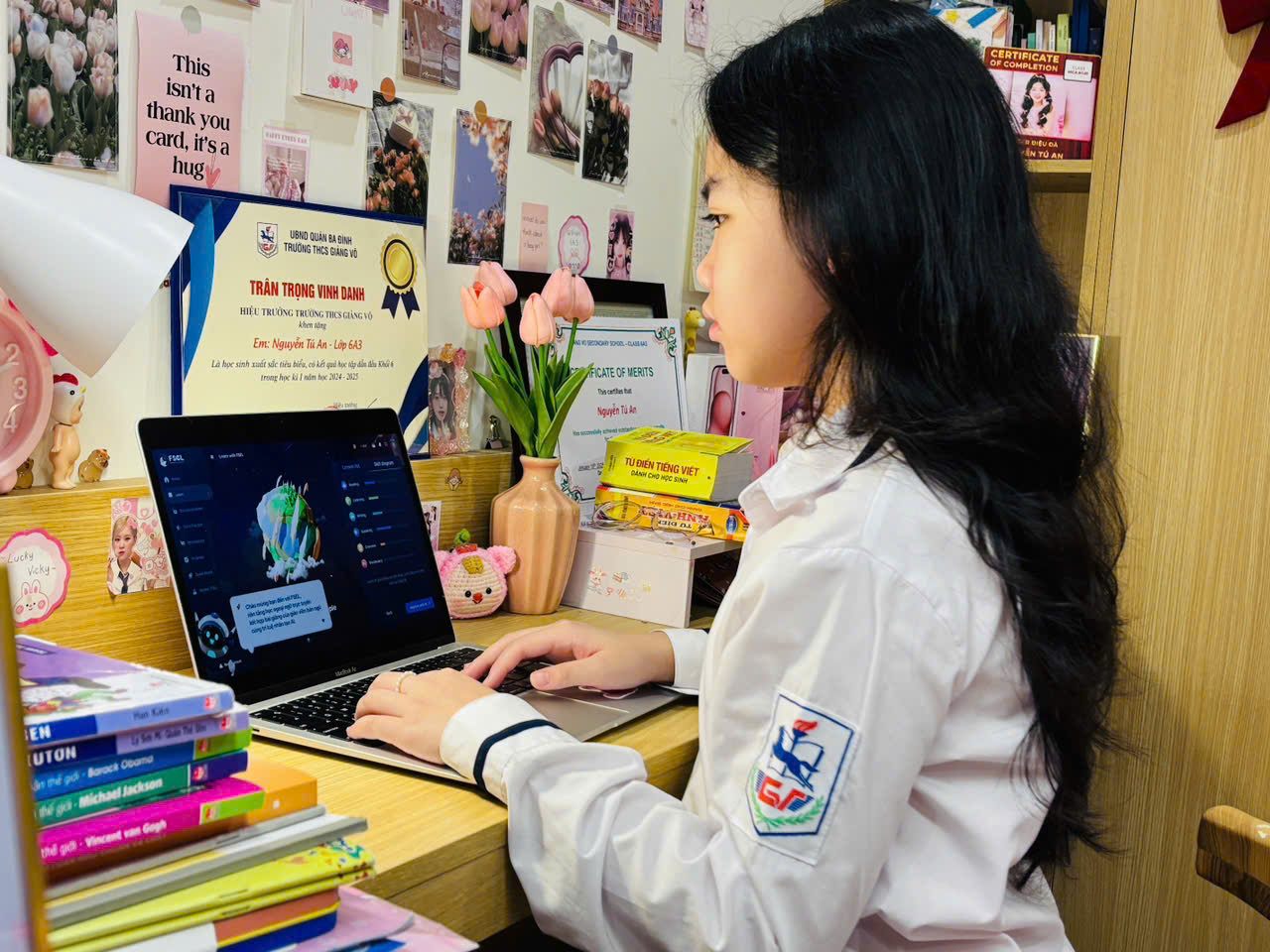 Hơn 2000 học sinh trường THCS Giảng Võ tham gia Tháng tự học ngoại ngữ 2025