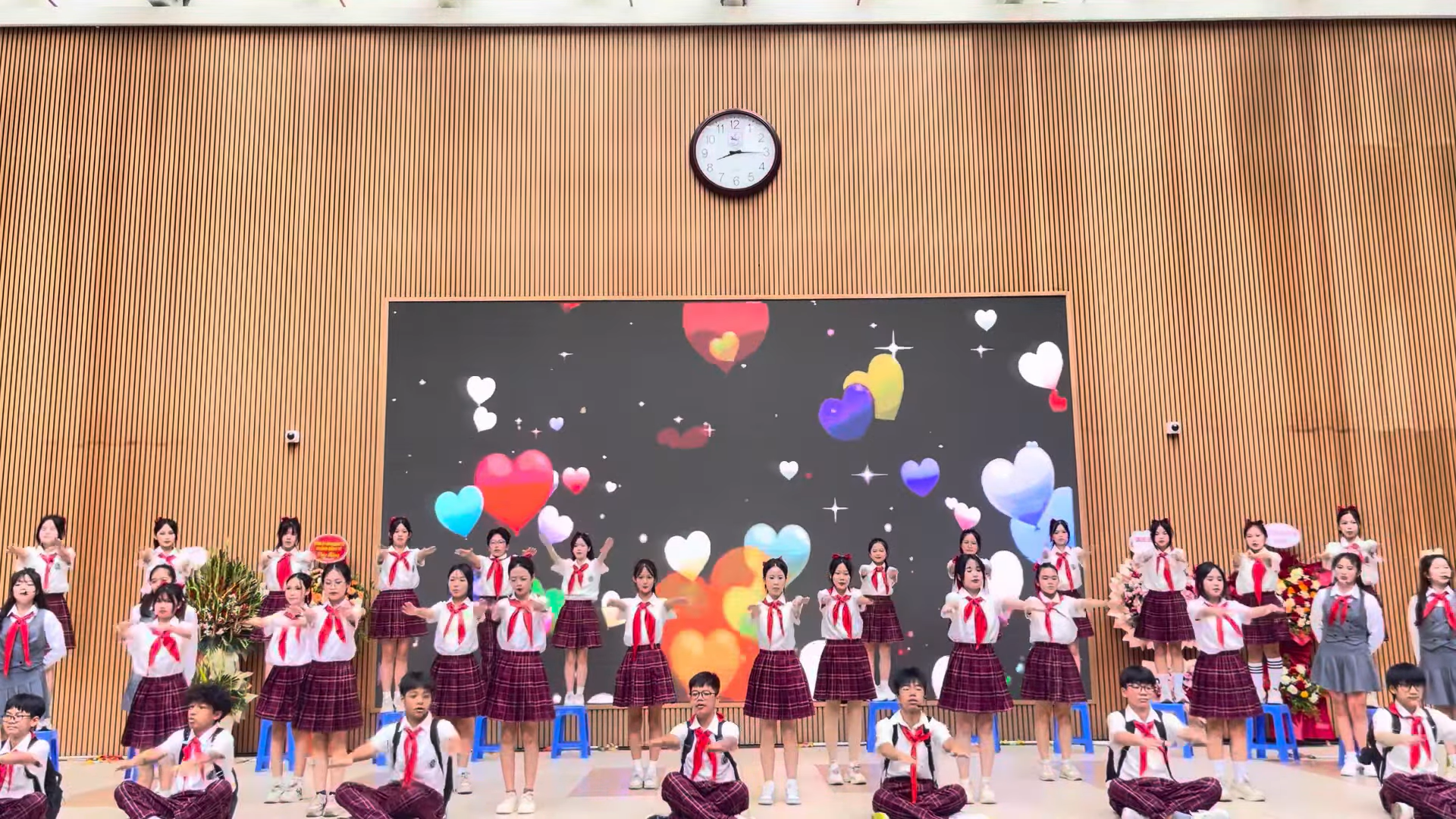 [Video] Tiết mục văn nghệ đặc sắc của học sinh khối 7 trong Lễ Tổng kết năm học 2024-2025