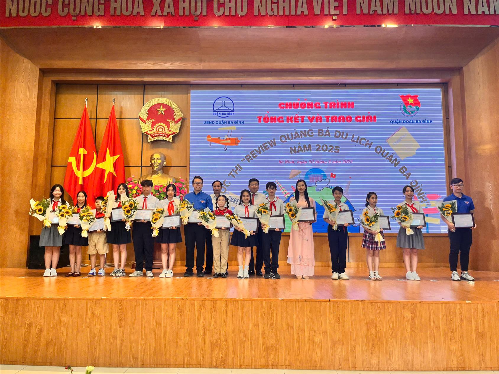 Tỏa sáng Trạm tinh hoa – Học sinh trường THCS Giảng Võ đạt giải cao trong cuộc thi “Review quảng bá du lịch quận Ba Đình” năm 2025