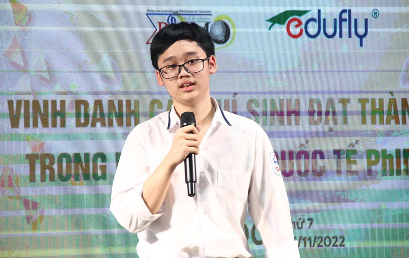 Việt Nam thắng lớn tại Kỳ thi Toán quốc tế PhiMo 2022