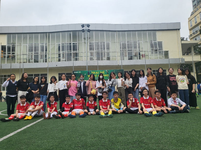 Description: C:\Users\ASUS\Downloads\b122c07d1bafc6f19fbe.jpg