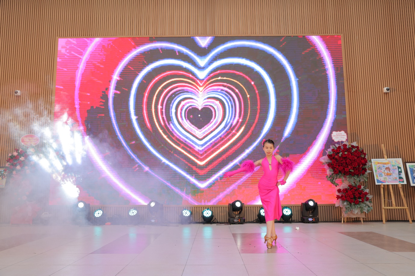 C:\Users\huong\Downloads\ảnh 20-11-2024\LINH5812.JPG