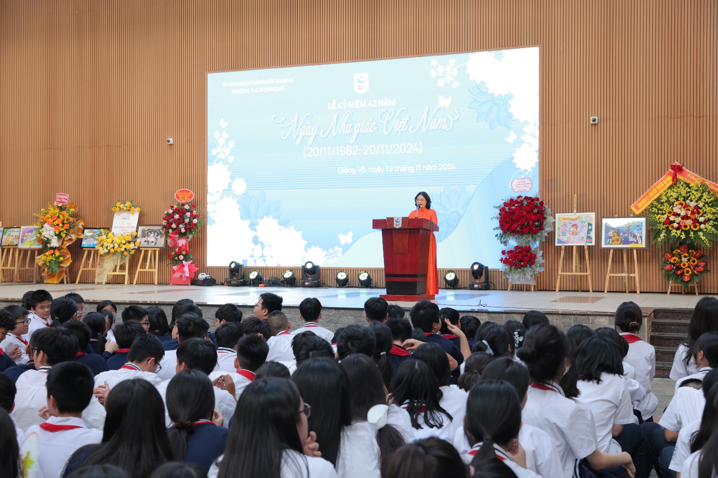 C:\Users\huong\Downloads\ảnh 20-11-2024\LINH5727.JPG