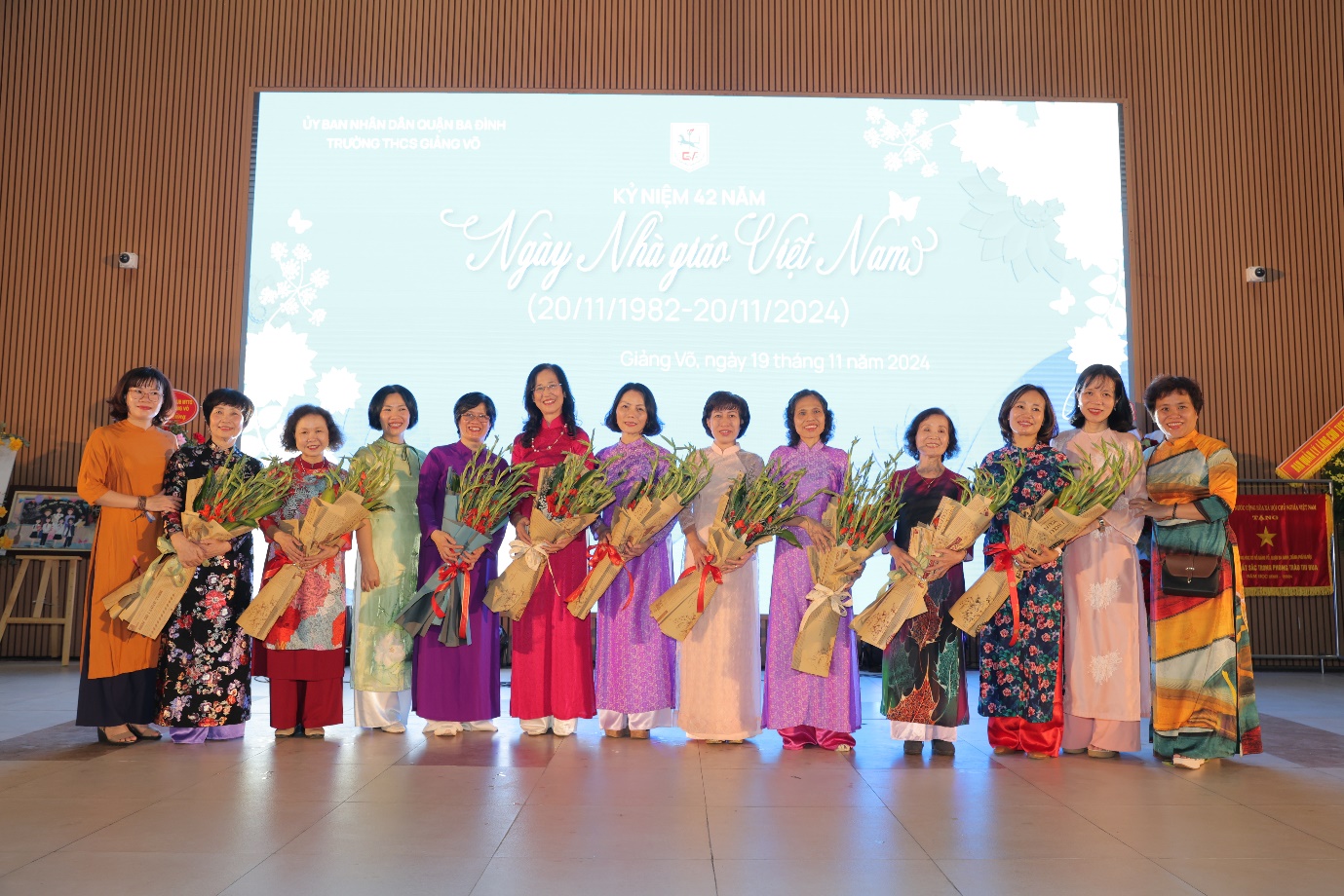 C:\Users\huong\Downloads\ảnh 20-11-2024\LINH6509.JPG