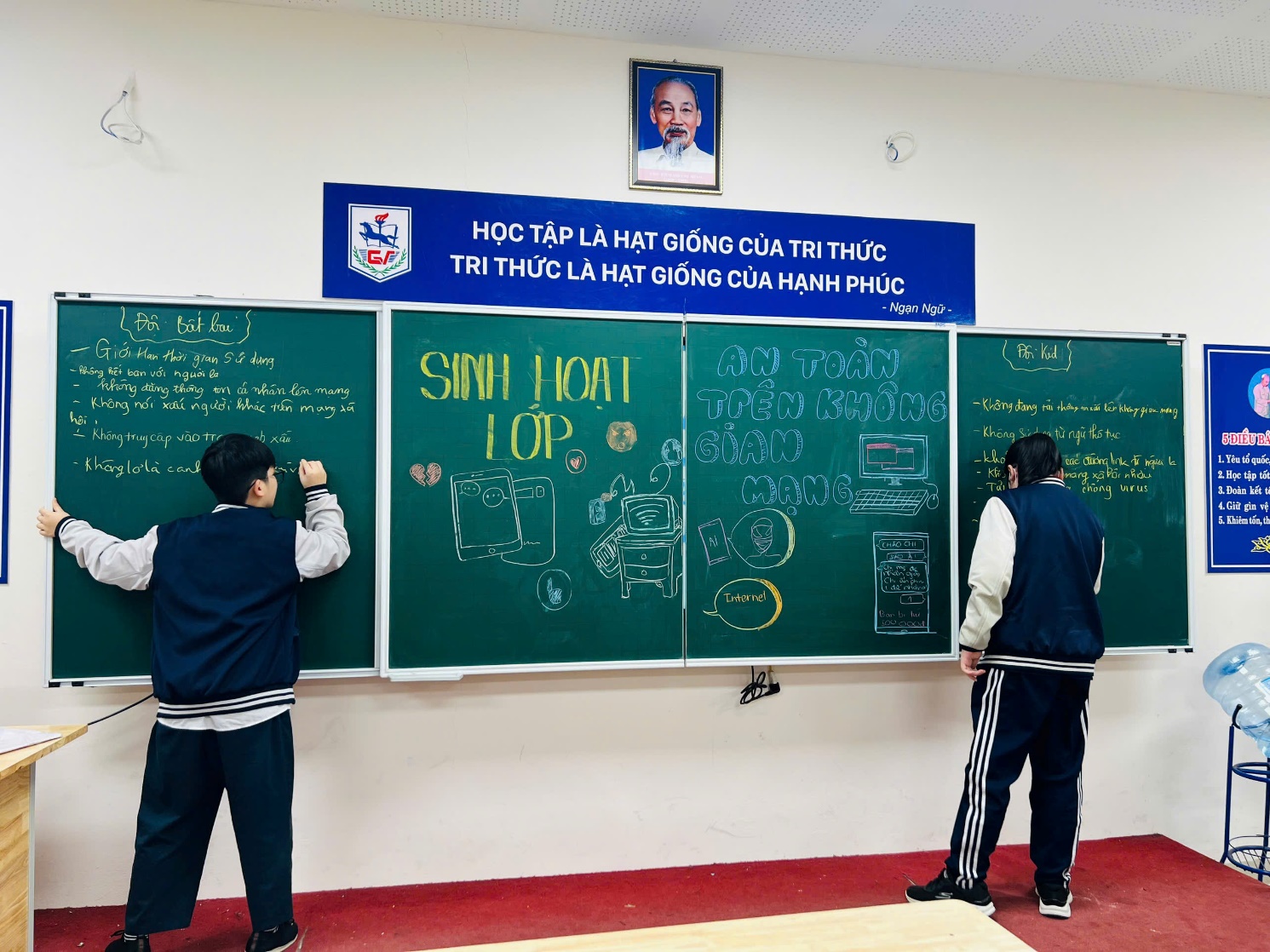 E:\TL CỦA YẾN\TRUYỀN THÔNG\CÁC BÀI VIẾT\BÀI VIẾT THÁNG 1-2025\An toàn trên không gian mạng\z6224688132022_34ac433ef3bf32fbc0d1e8968bf00184.jpg