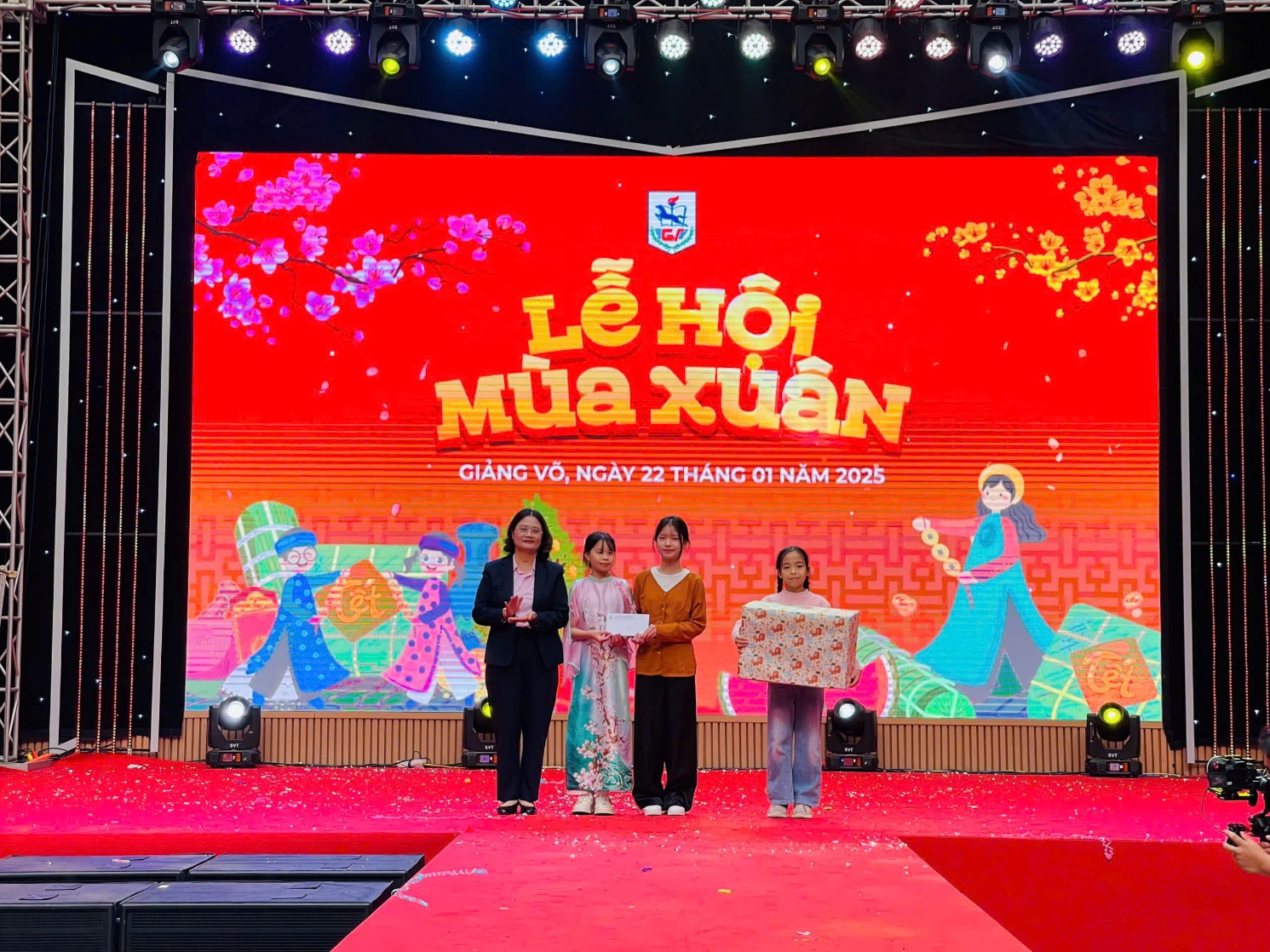 E:\TL CỦA YẾN\TRUYỀN THÔNG\CÁC BÀI VIẾT\BÀI VIẾT THÁNG 1-2025\Lễ hội mùa xuân\z6253616218377_0d53452422f1ff0c83380a3695cba4f9.jpg