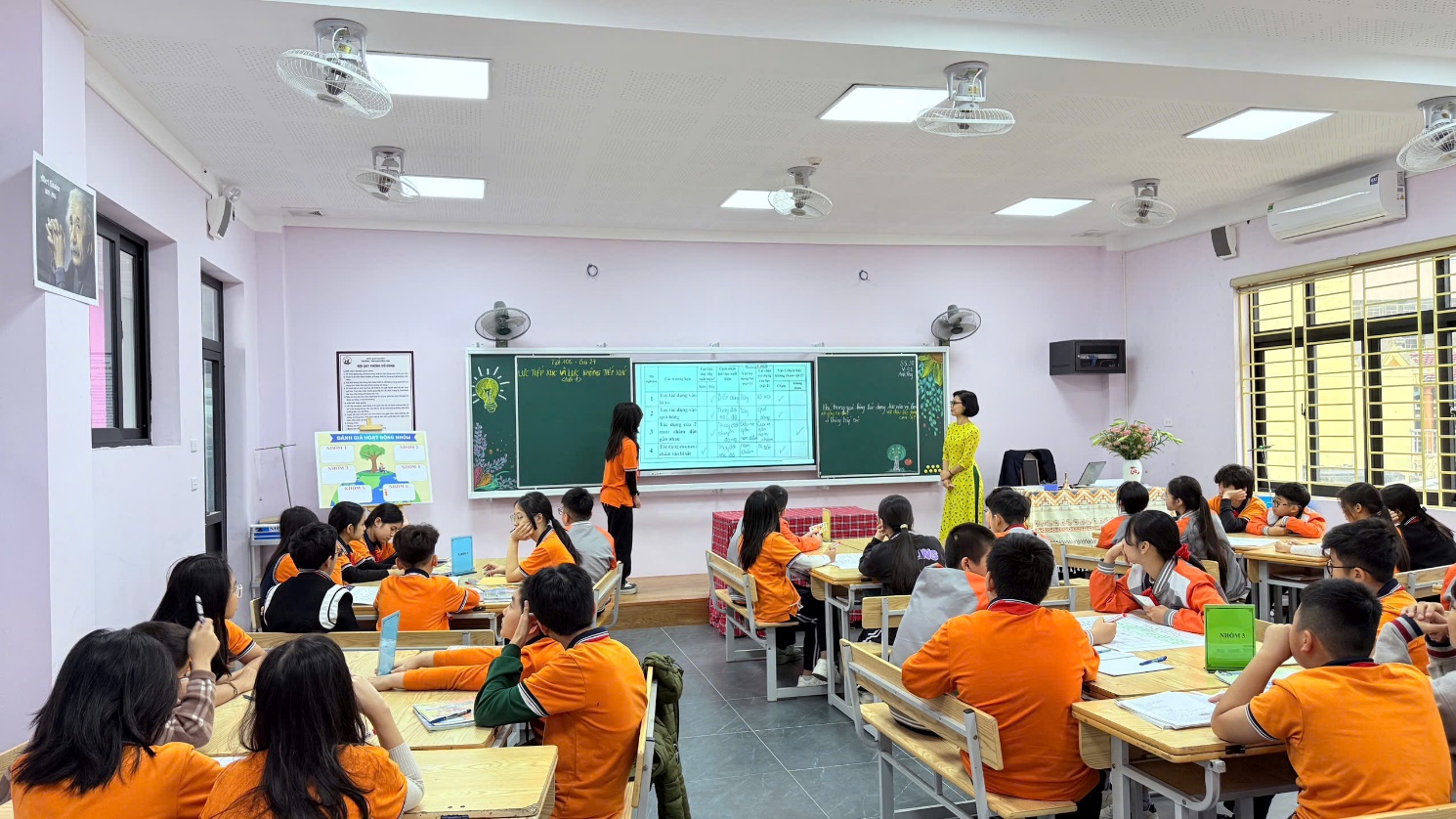 E:\TL CỦA YẾN\TRUYỀN THÔNG\CÁC BÀI VIẾT\BÀI VIẾT THÁNG 3-2025\THI GVG\KHTN\z6417047881091_f1be1f5d0ad373baaa9ab4dcd3ab7f1b.jpg