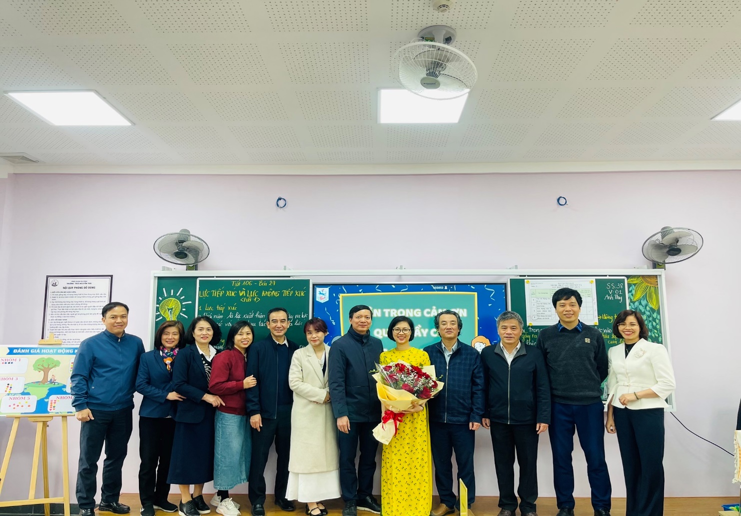 E:\TL CỦA YẾN\TRUYỀN THÔNG\CÁC BÀI VIẾT\BÀI VIẾT THÁNG 3-2025\THI GVG\KHTN\z6417117796494_3f5eca285802b9f962fbc0846dee7c03.jpg