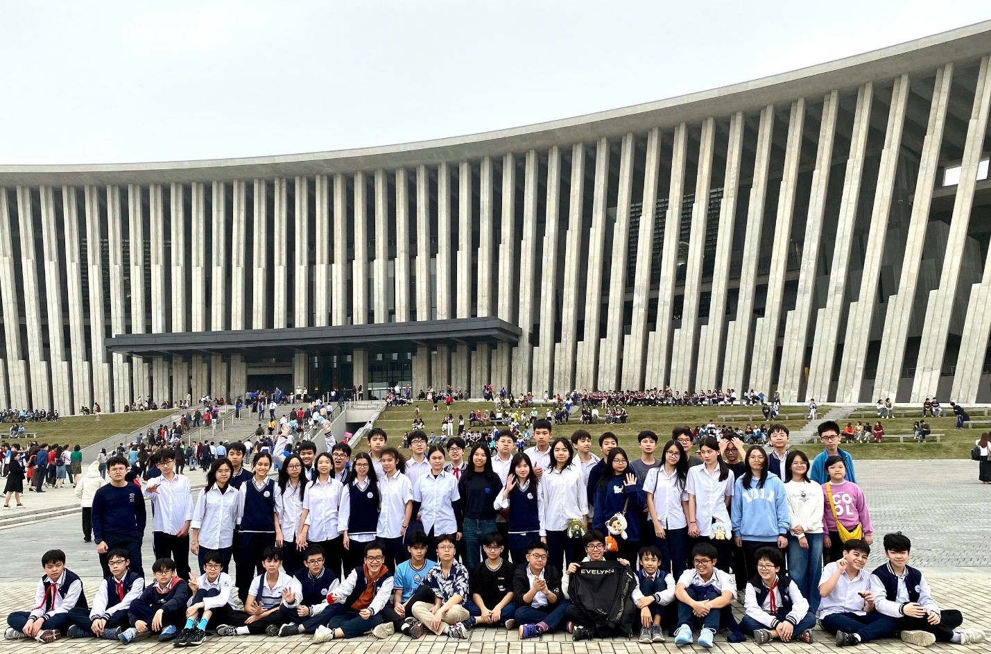 E:\TL CỦA YẾN\TRUYỀN THÔNG\CÁC BÀI VIẾT\BÀI VIẾT THÁNG 3-2025\Tham quan 8A3\z6363856902739_ef05a4ab0143c21a52c315dcd1bfeaab.jpg