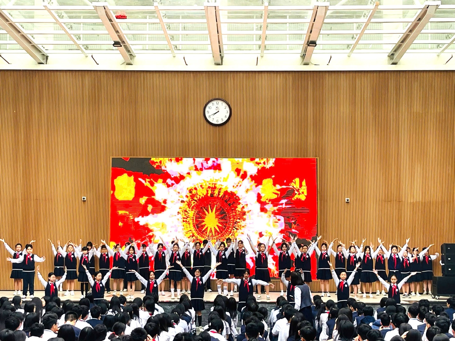 E:\TL CỦA YẾN\TRUYỀN THÔNG\CÁC BÀI VIẾT\BÀI VIẾT THÁNG 3-2025\New folder\2flahmod.jpg