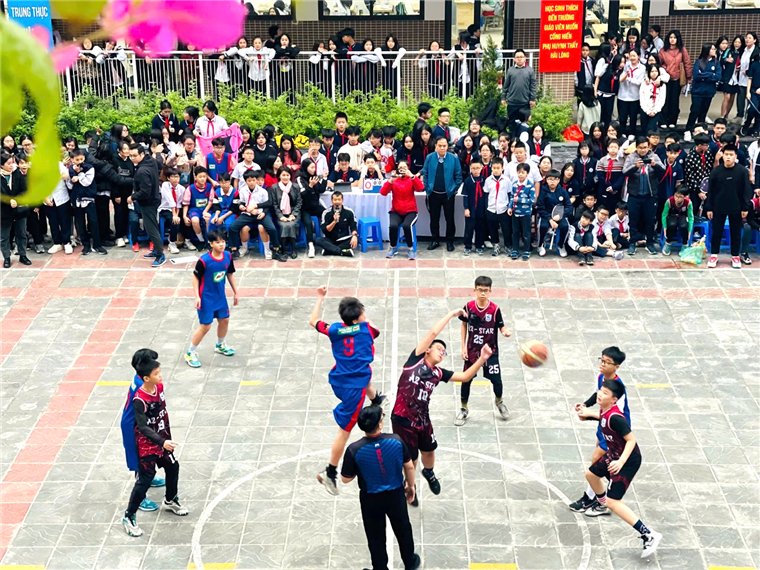 E:\TL CỦA YẾN\TRUYỀN THÔNG\CÁC BÀI VIẾT\BÀI VIẾT THÁNG 12\Giải bóng rổ\k7.jpg