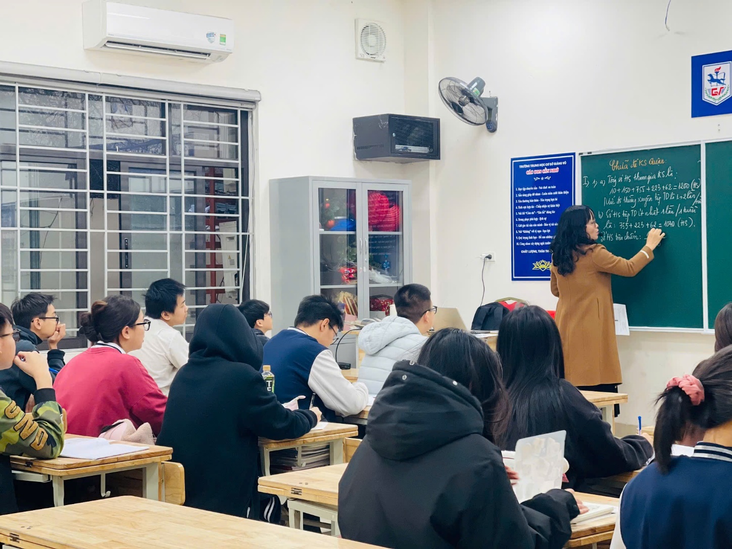 E:\TL CỦA YẾN\TRUYỀN THÔNG\CÁC BÀI VIẾT\BÀI VIẾT THÁNG 4-2025\kẾT QUẢ KHẢO SÁT LỚP 9\z6460242748061_89c0e4707c96f015eafe856eaaf15663.jpg