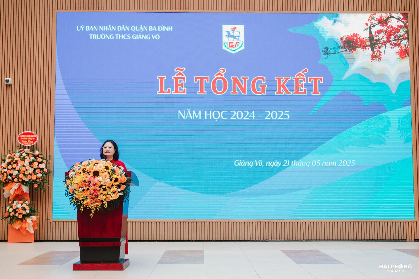 D:\ẢNH TRUYỀN THÔNG GIẢNG VÕ\Bài viết tháng 4 - tháng 5\Anh lễ tổng kết\0B8A6597.jpg