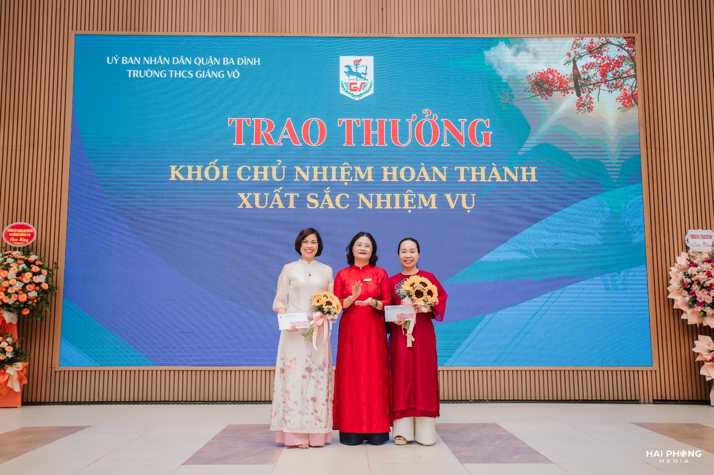 D:\ẢNH TRUYỀN THÔNG GIẢNG VÕ\Bài viết tháng 4 - tháng 5\Anh lễ tổng kết\0B8A6677.jpg