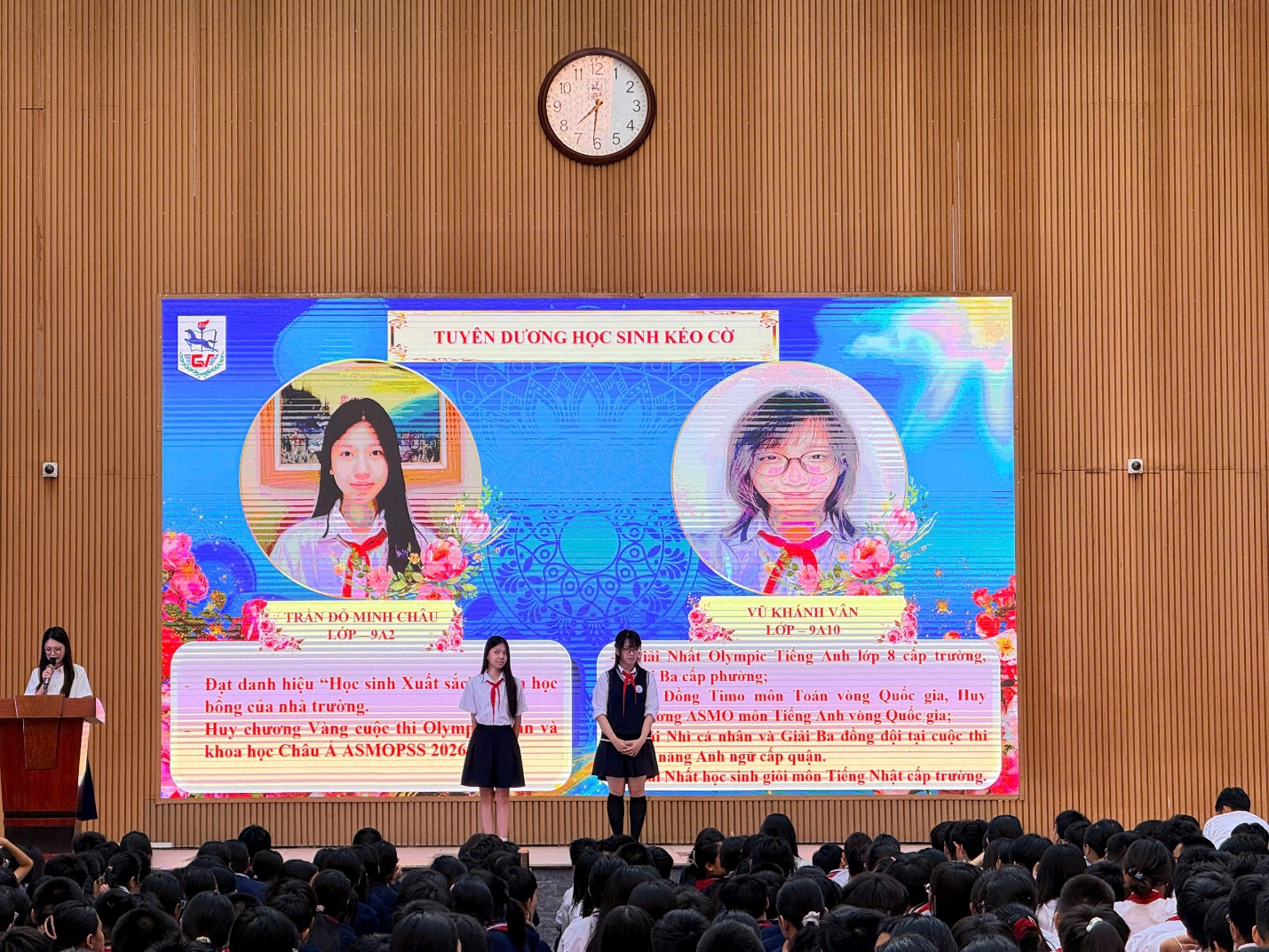 C:\Users\gachu\OneDrive\Desktop\kéo cờ sáng.jpg
