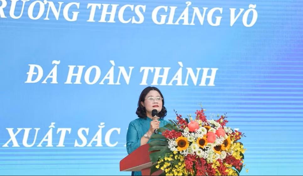 Cô Hiệu trưởng gửi lời nhắn ý nghĩa tới học trò trước kỳ nghỉ hè