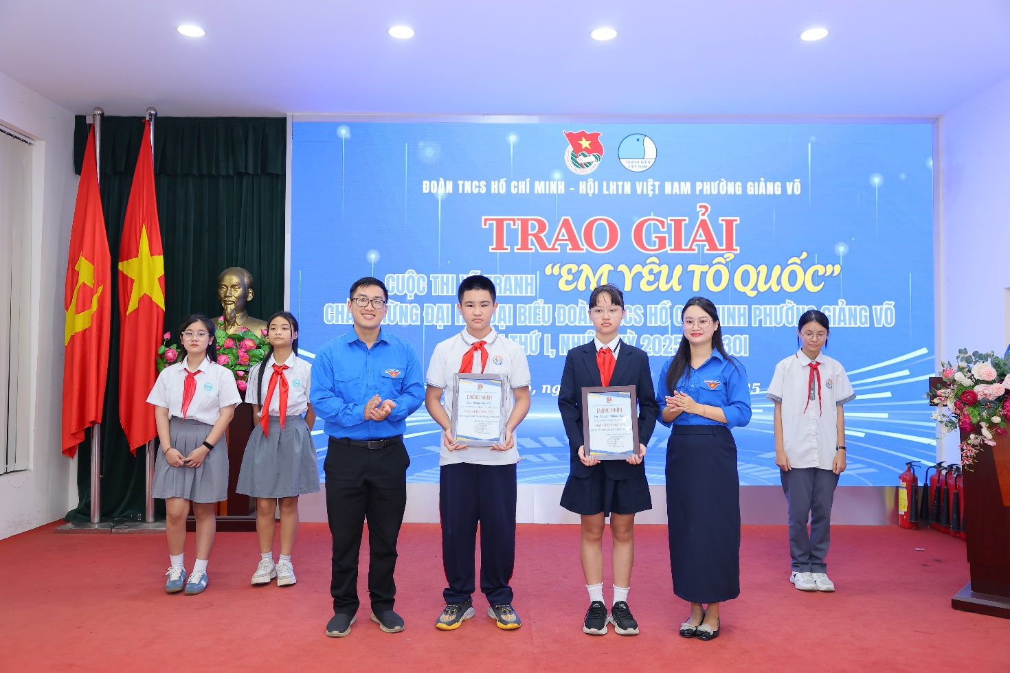 C:\Users\dell\Downloads\BINH5955 (8).JPG