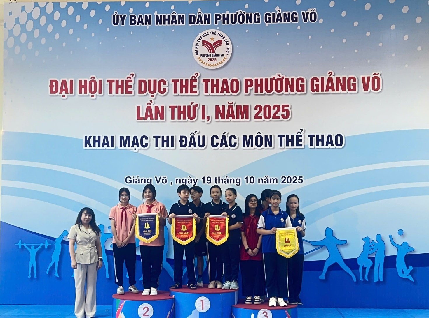 C:\Users\dell\Downloads\Nhất đôi nam nữ.jpg