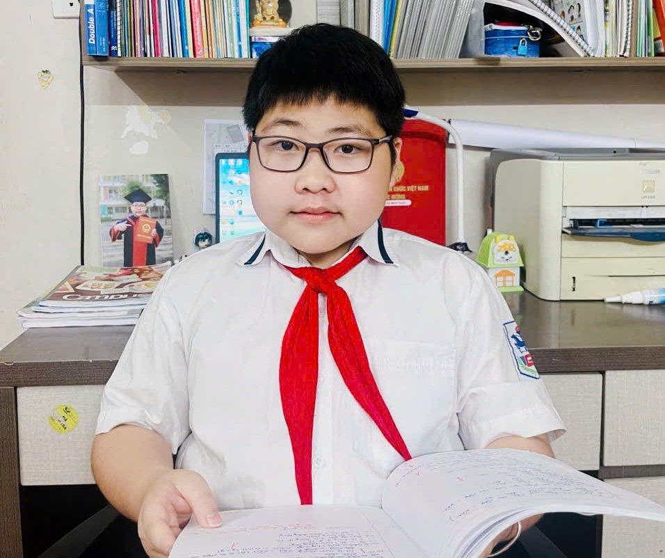 D:\ẢNH TRUYỀN THÔNG GIẢNG VÕ\Học Sinh tiêu biểu\Đặng Vũ Minh Quân - 6A6.jpg