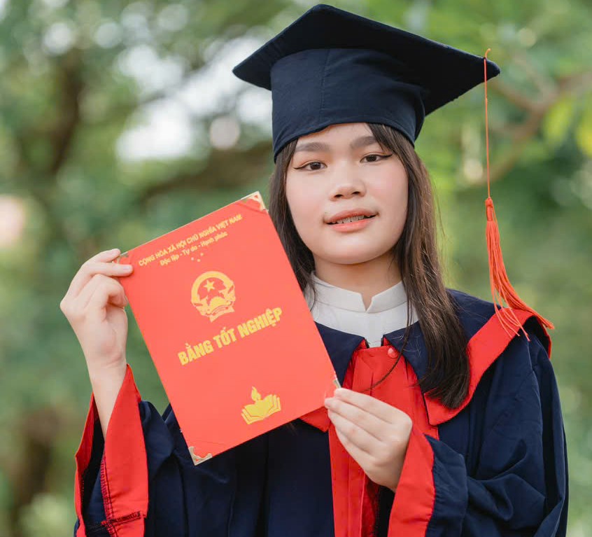 D:\ẢNH TRUYỀN THÔNG GIẢNG VÕ\Học Sinh tiêu biểu\An Khanh 9A4.jpg