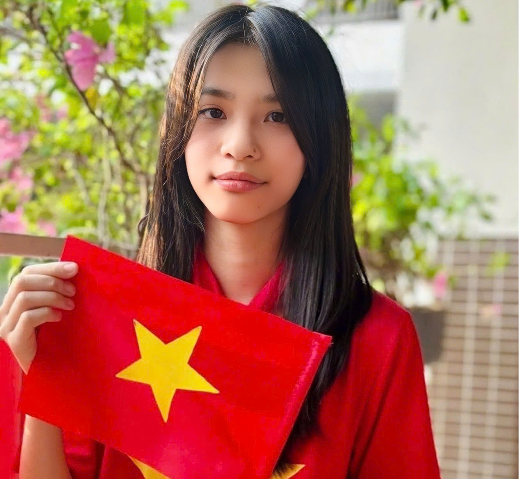 D:\ẢNH TRUYỀN THÔNG GIẢNG VÕ\Học Sinh tiêu biểu\Trần Hà Châu - 7A1.jpg