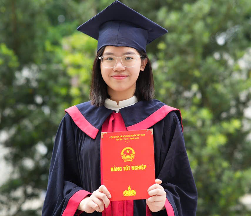 D:\ẢNH TRUYỀN THÔNG GIẢNG VÕ\Học Sinh tiêu biểu\Văn Hà Hương 9A1.jpg